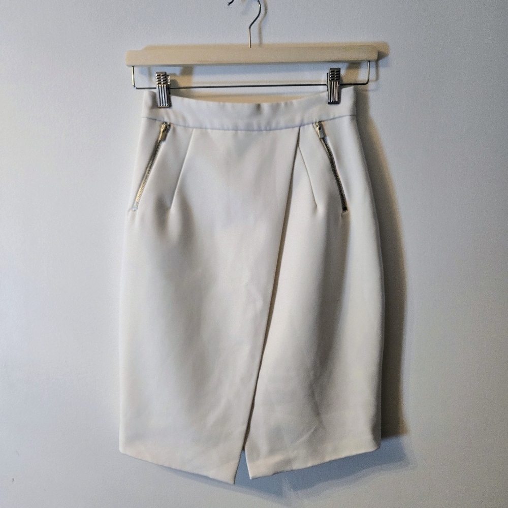 H&M Pencil Skirt with Zipper Details